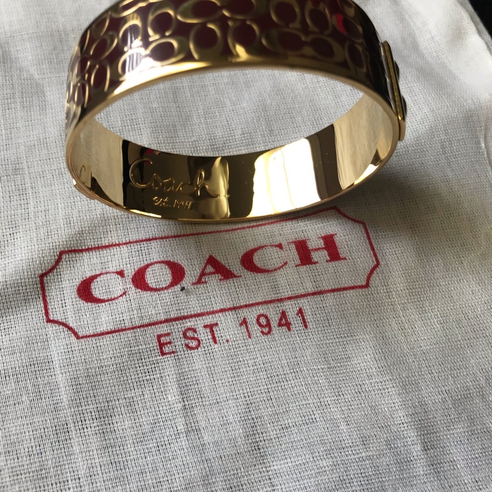 Gold bangle - Picture 2 of 6
